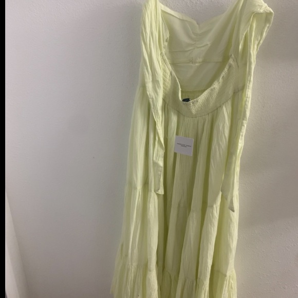 Green dress - Picture 2 of 8